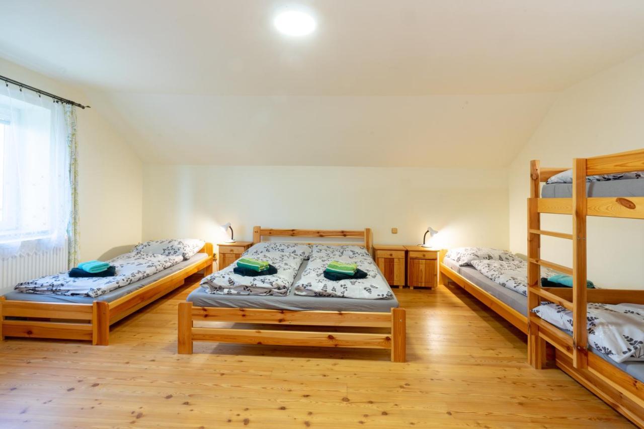 Apartmany Petra Хренско Экстерьер фото