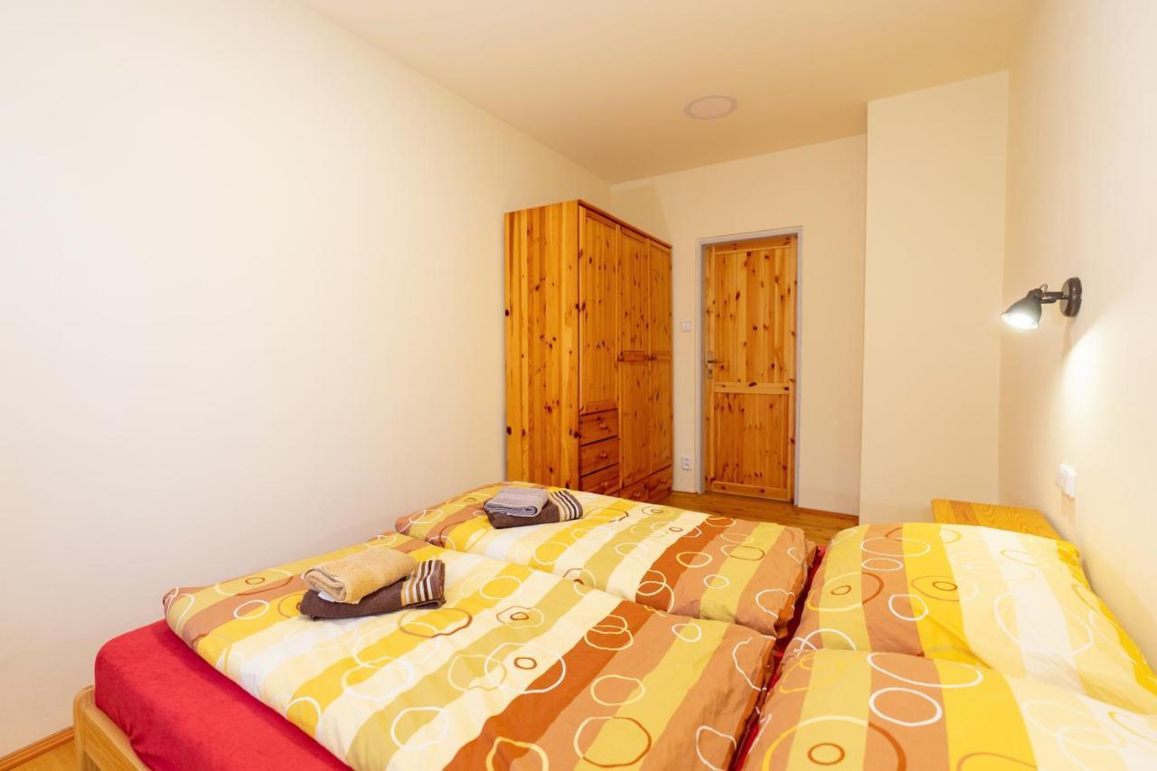 Apartmany Petra Хренско Экстерьер фото
